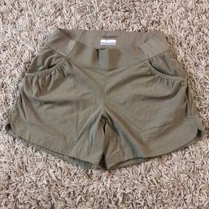 Women’s Columbia Outdoor Shorts